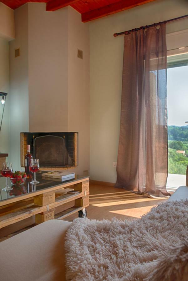 Modern Eco Friendly Villa Close To Town Pelekas Ngoại thất bức ảnh