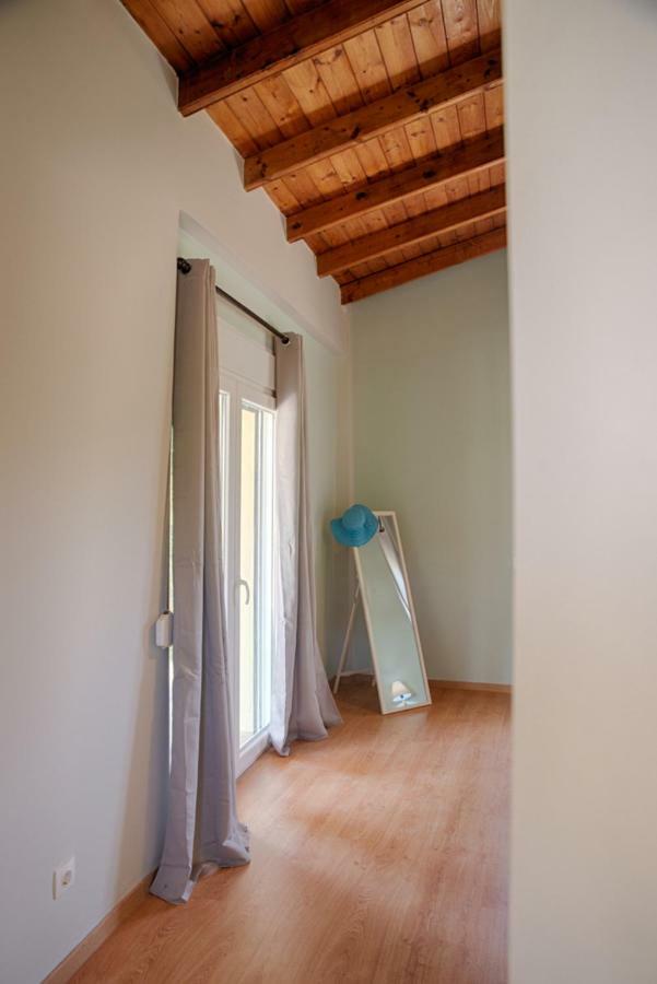 Modern Eco Friendly Villa Close To Town Pelekas Ngoại thất bức ảnh