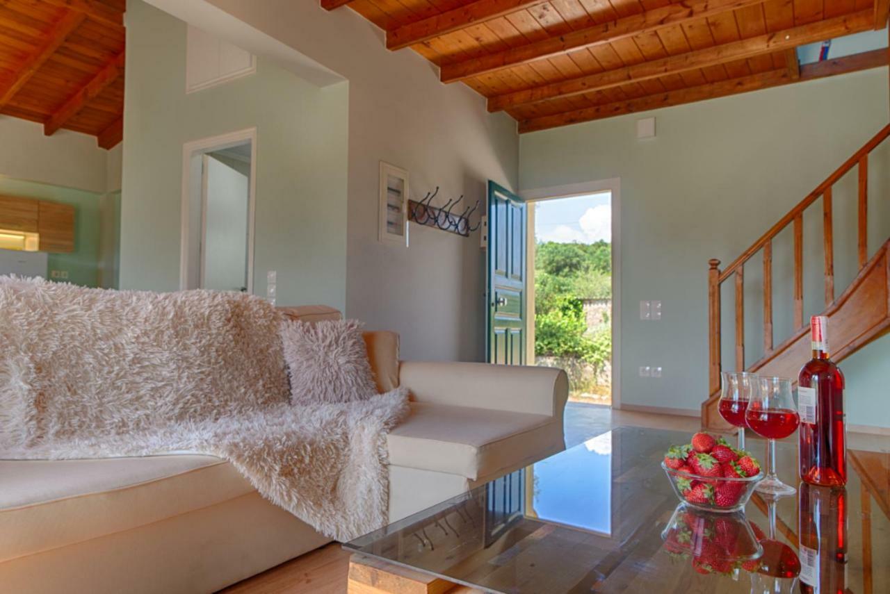 Modern Eco Friendly Villa Close To Town Pelekas Ngoại thất bức ảnh
