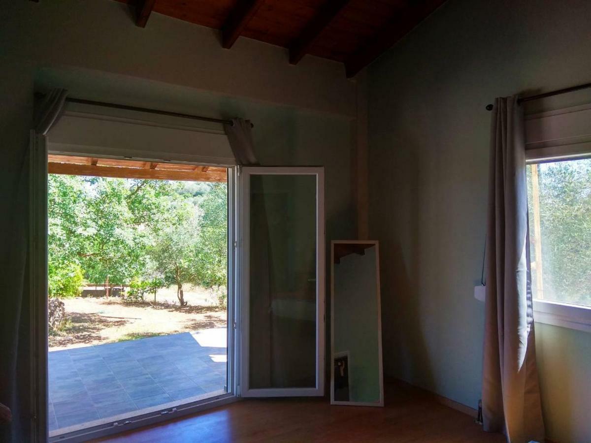 Modern Eco Friendly Villa Close To Town Pelekas Ngoại thất bức ảnh